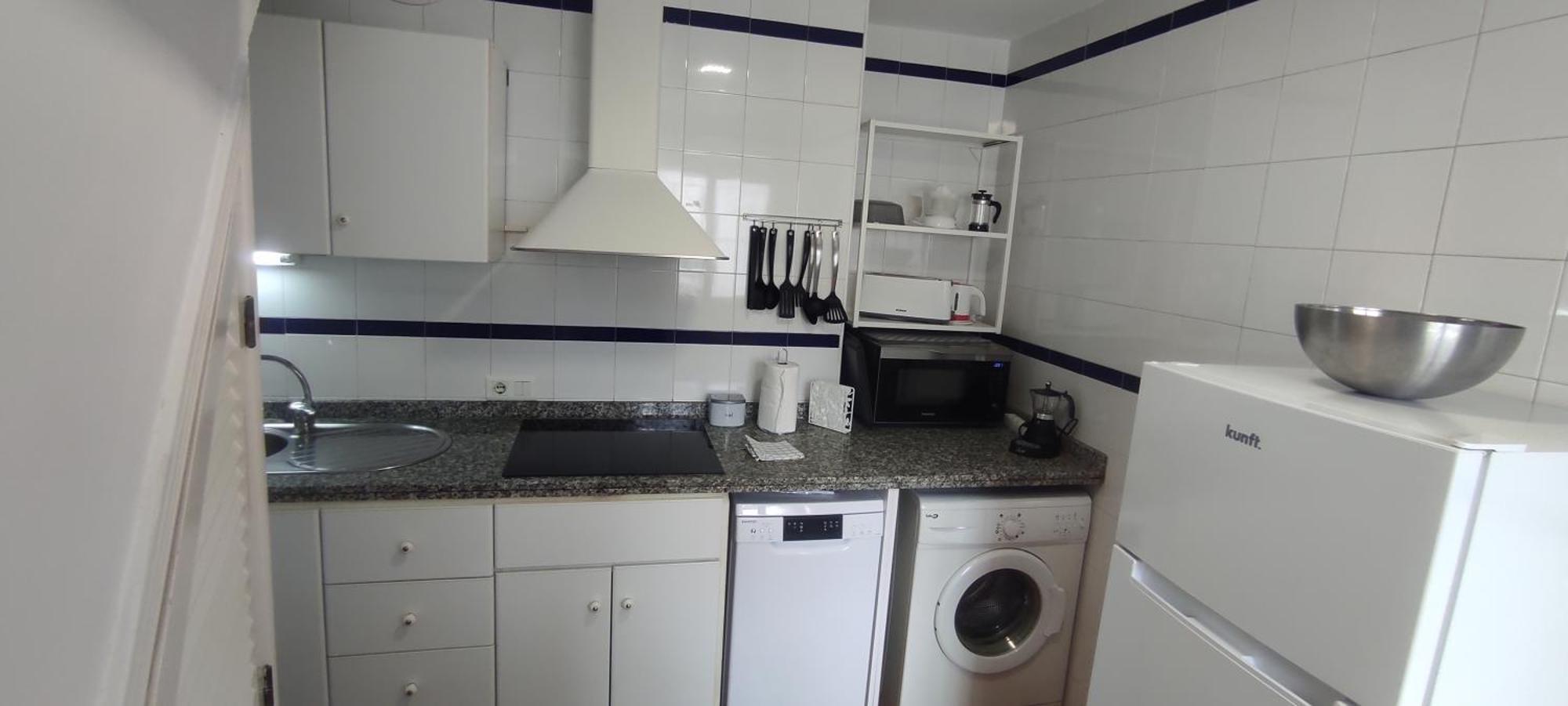 Lovely Apartment In Pedregalejo Malaga Exterior photo